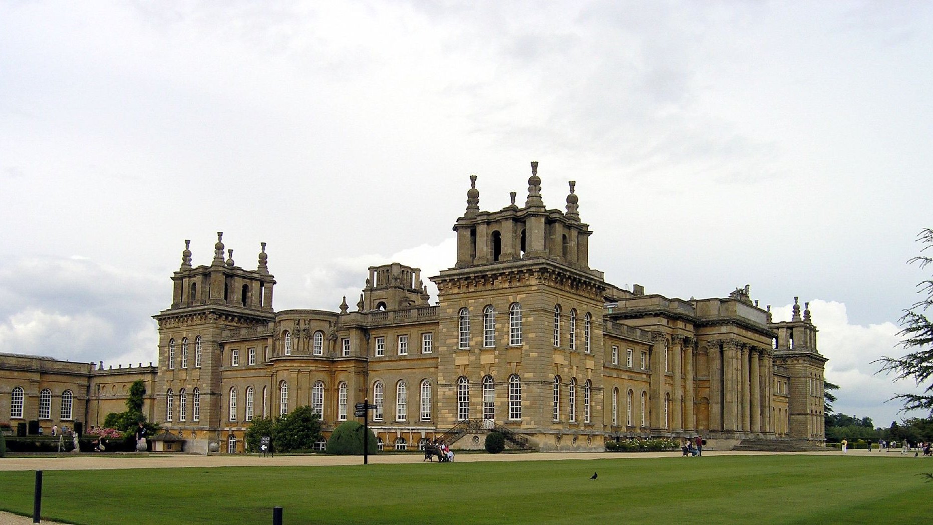 Panoramic view of the south facade and manicured formal lawns of Blenheim Palace in Woodstock, photographed in August 2004.